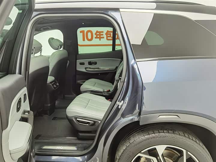 Фото 15 - Nio ES8