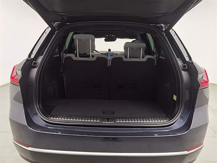 Фото 16 - Nio ES8