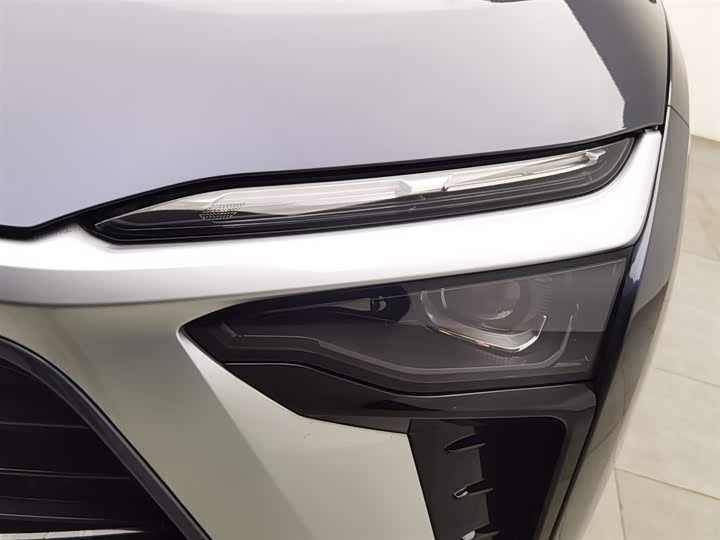 Фото 7 - Nio ES8