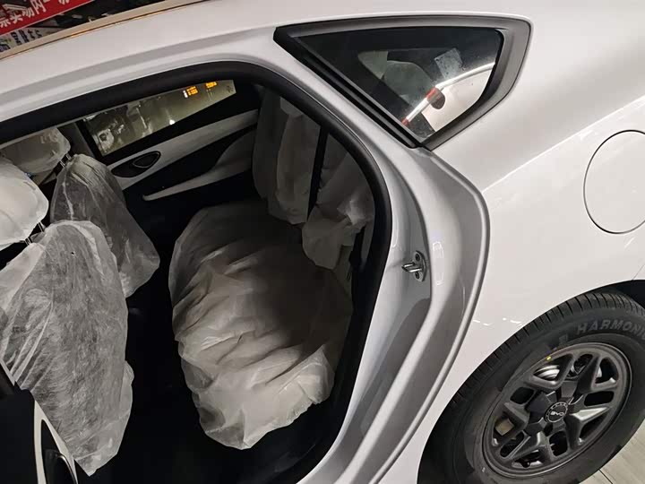 Фото 17 - BYD Seal 05 DM-i Hybrid