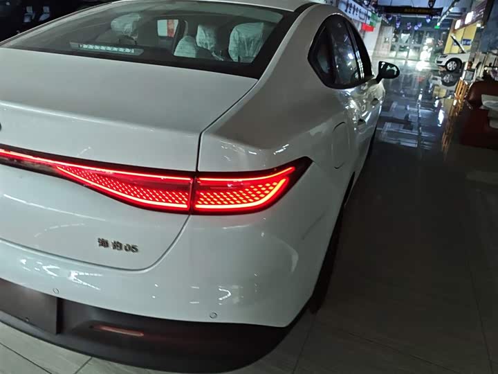 Фото 8 - BYD Seal 05 DM-i Hybrid