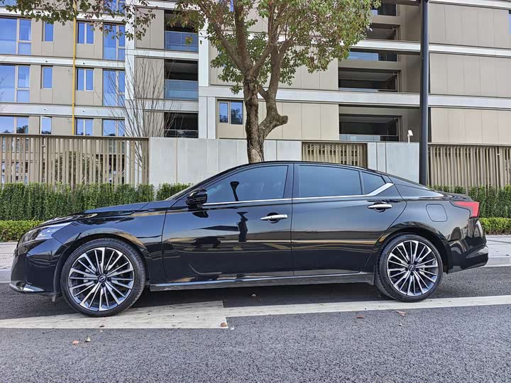 Фото 6 - Nissan Teana