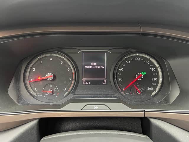 Фото 12 - Volkswagen Tharu