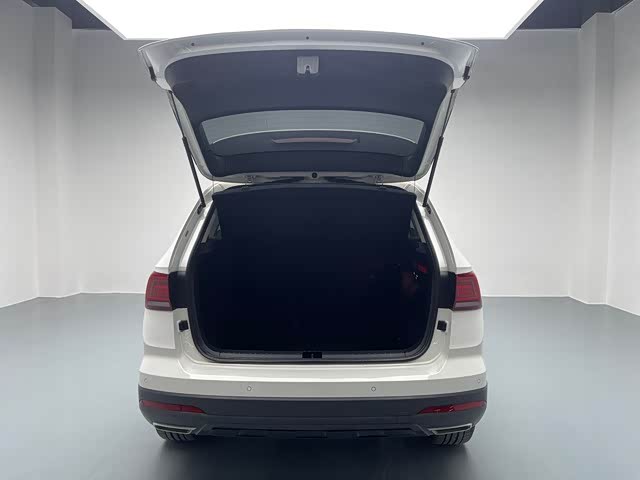 Фото 14 - Volkswagen Tharu