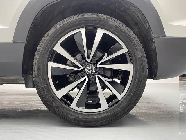 Фото 15 - Volkswagen Tharu