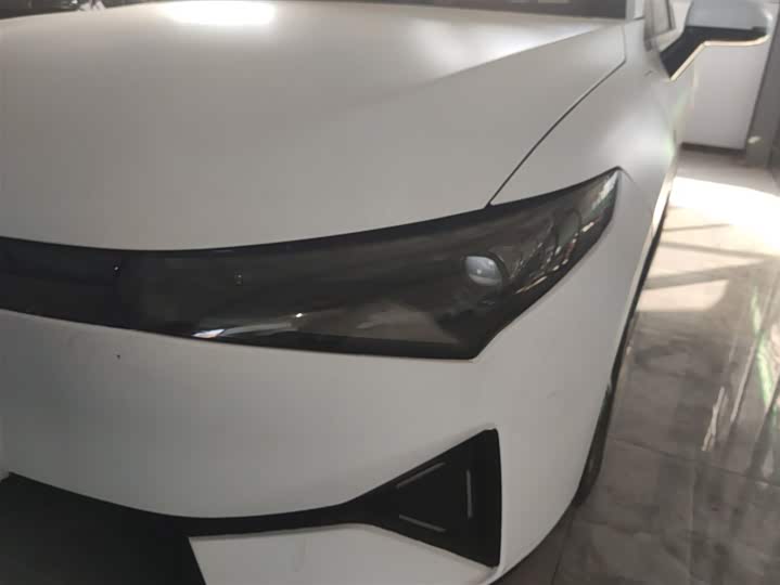 Фото 24 - XPeng P5