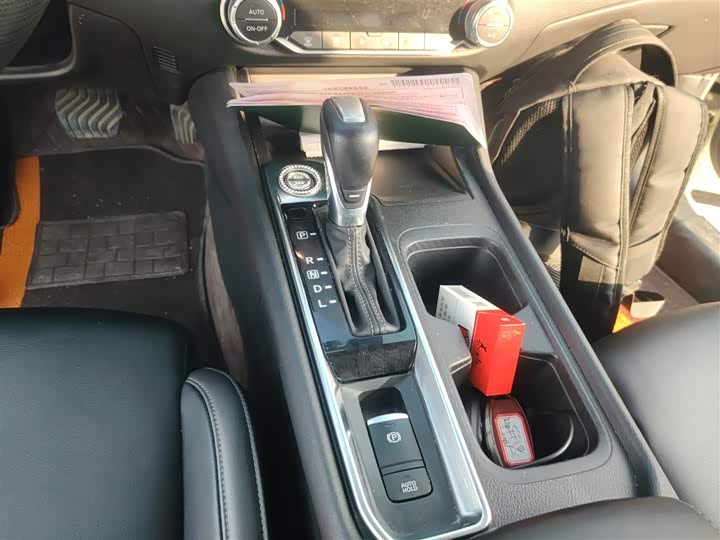 Фото 14 - Nissan Sylphy