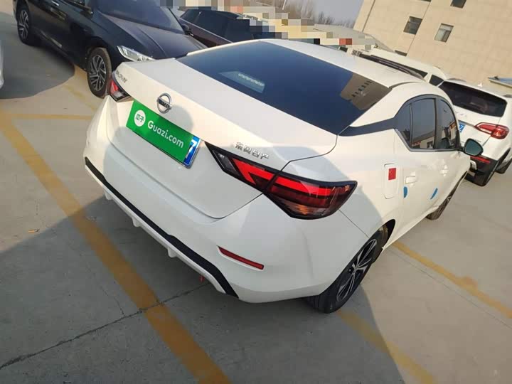 Фото 7 - Nissan Sylphy