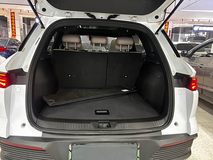 Фото 18 - BYD Song Pro Hybrid