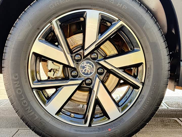 Фото 5 - BYD Song Pro Hybrid