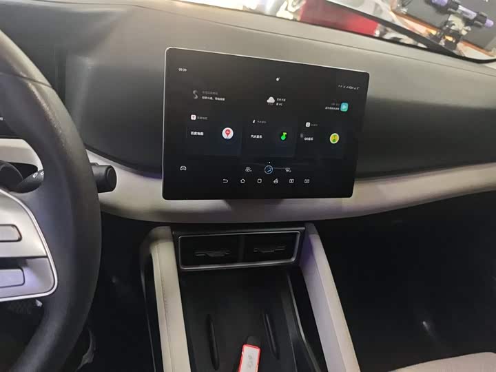 Фото 13 - BYD Yuan Up