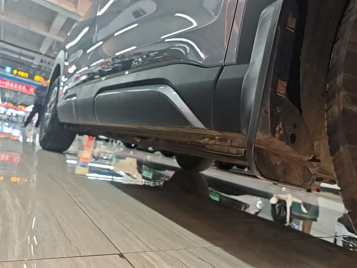 Фото 21 - BYD Yuan Up