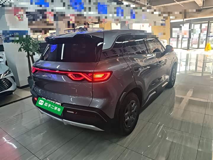 Фото 7 - BYD Yuan Up