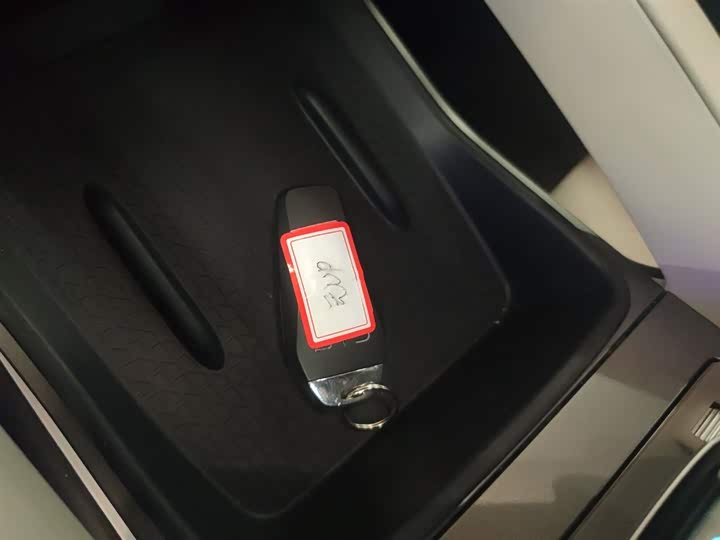 Фото 9 - BYD Yuan Up