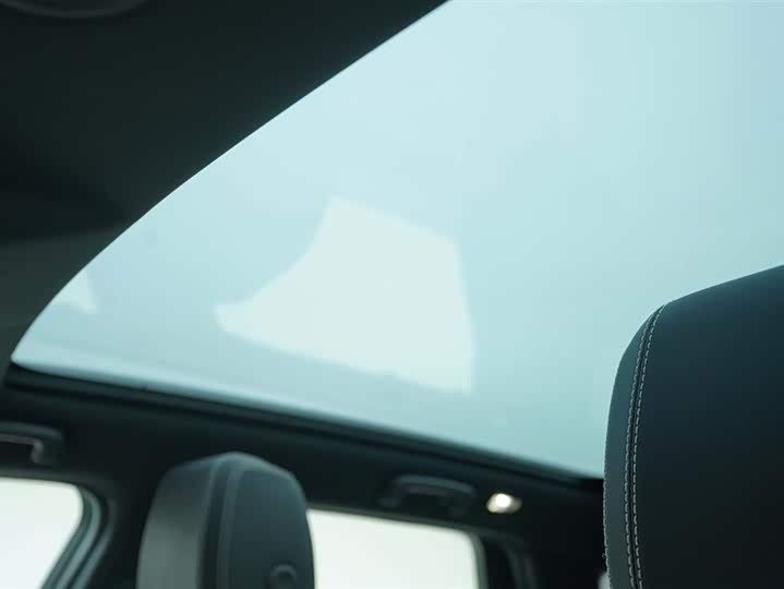 Фото 12 - Land Rover Discovery Sport