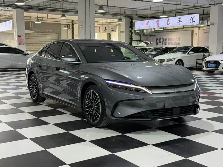 Фото 3 - BYD Han