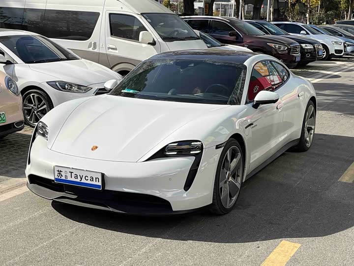 Фото 1 - Porsche Taycan