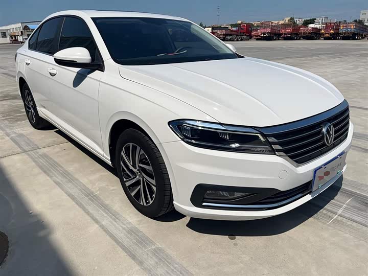 Фото 3 - Volkswagen Lavida