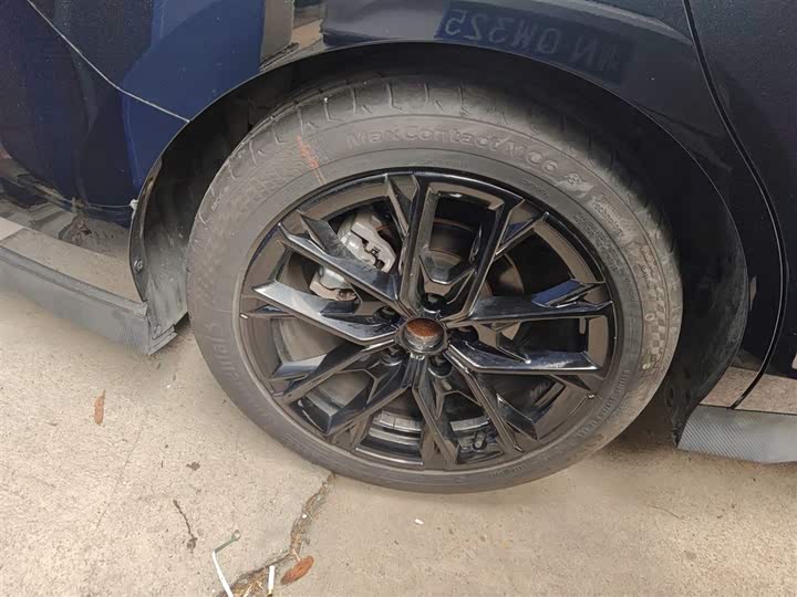 Фото 26 - Changan UNI-V