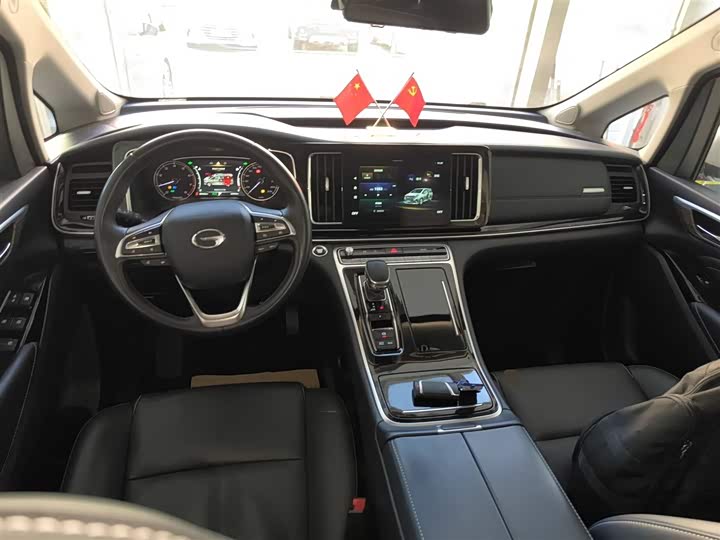 Фото 10 - GAC Trumpchi M8