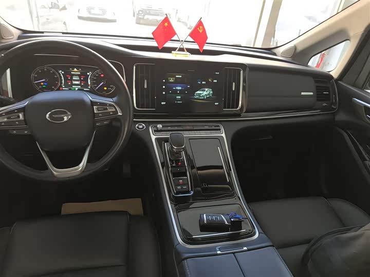 Фото 13 - GAC Trumpchi M8