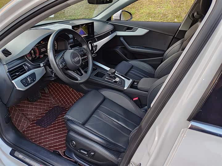 Фото 7 - Audi A4L