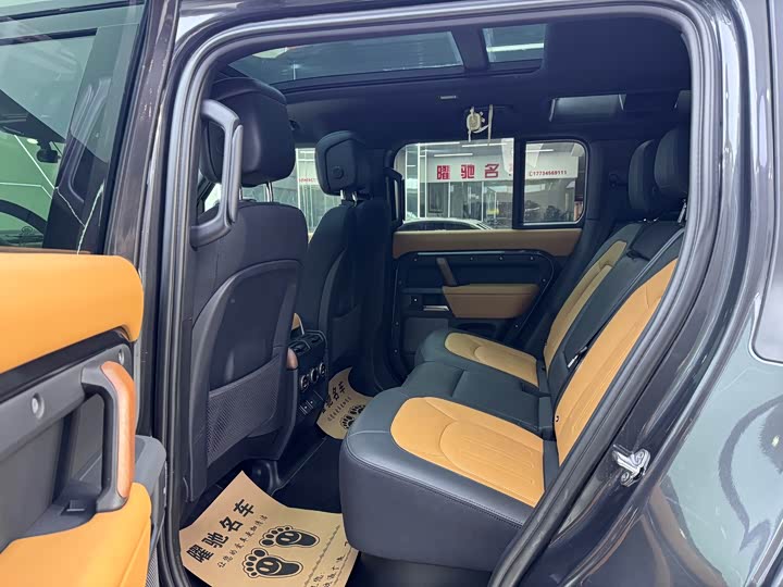 Фото 8 - Land Rover Defender