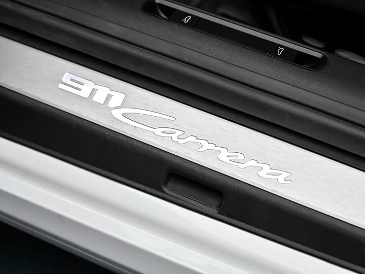 Фото 8 - Porsche 911