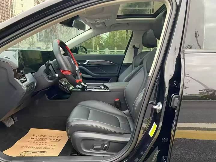 Фото 4 - Bestune B70