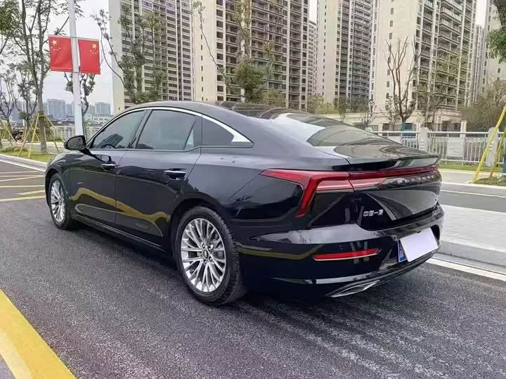 Фото 8 - Bestune B70