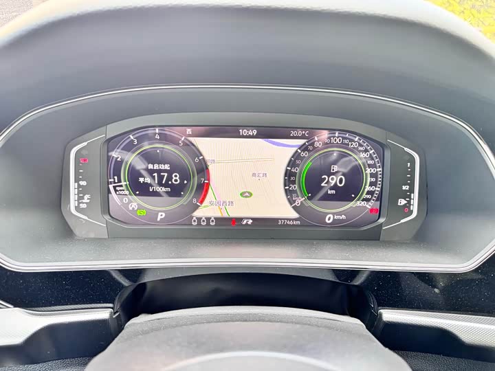 Фото 11 - Volkswagen Passat