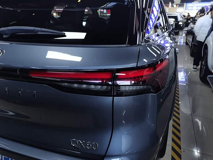 Фото 8 - Infiniti QX60