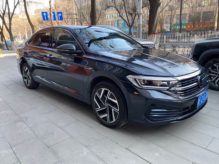 Фото 2 - Volkswagen Sagitar L