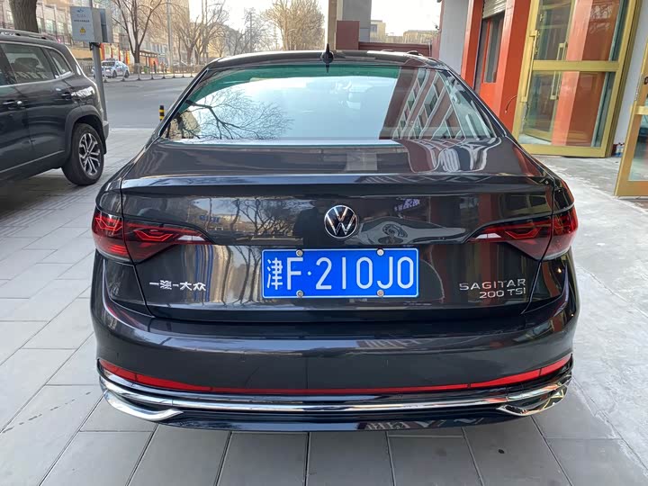 Фото 4 - Volkswagen Sagitar L