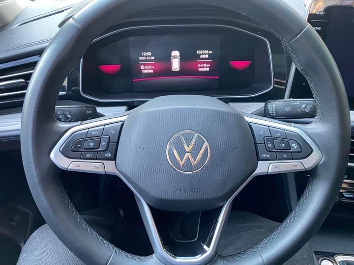 Фото 7 - Volkswagen Sagitar L