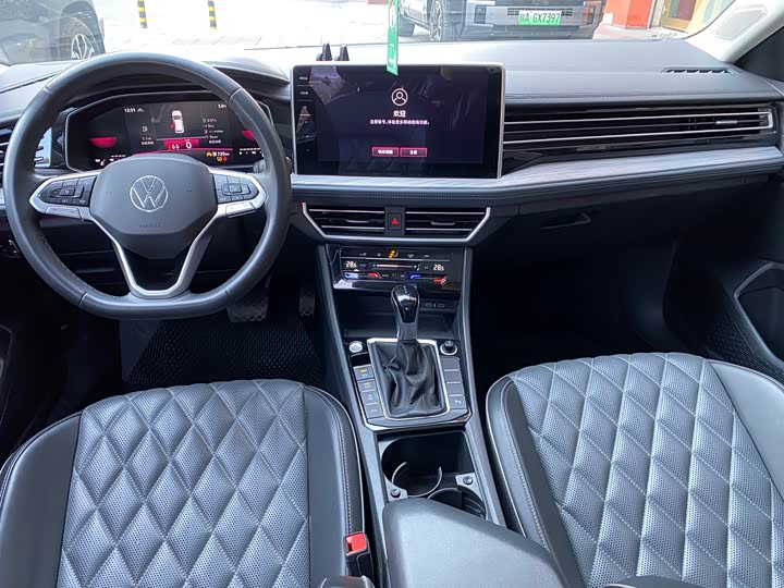 Фото 9 - Volkswagen Sagitar L
