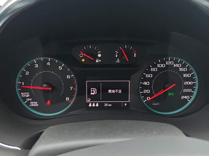 Фото 14 - Chevrolet Malibu XL