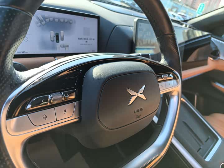 Фото 15 - XPeng G9