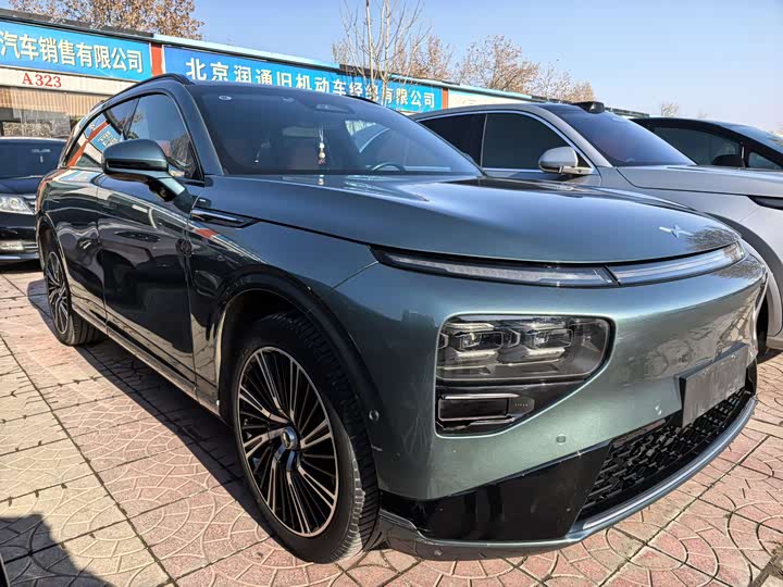 Фото 3 - XPeng G9