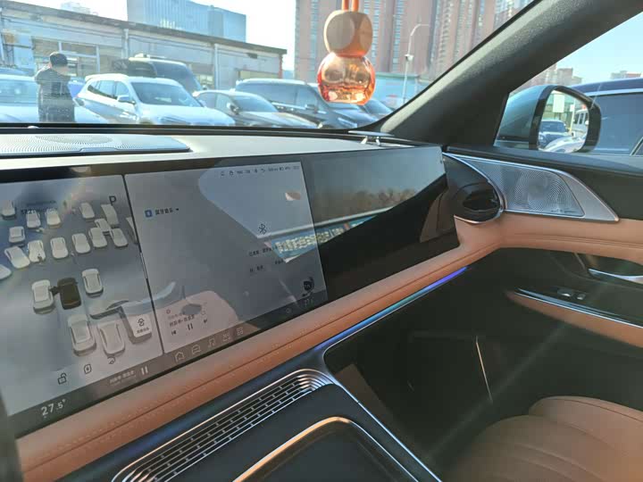 Фото 9 - XPeng G9