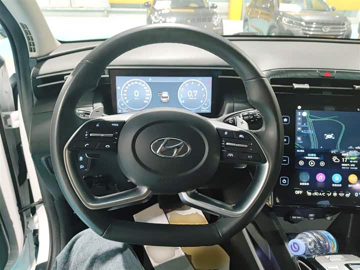 Фото 11 - Hyundai Tucson L