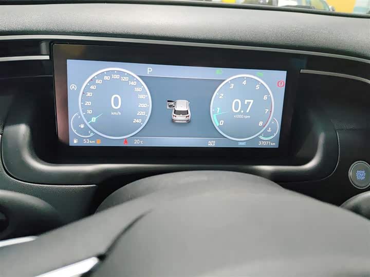 Фото 12 - Hyundai Tucson L