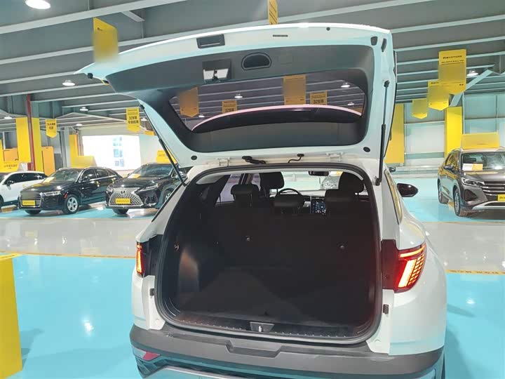 Фото 19 - Hyundai Tucson L