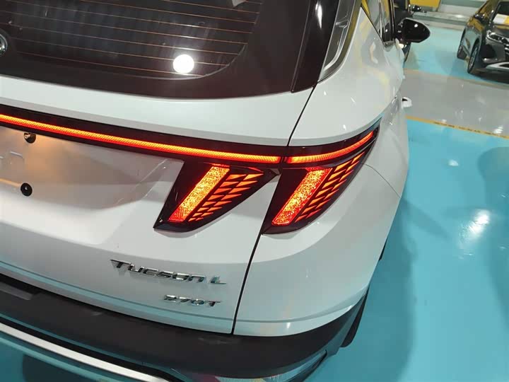 Фото 8 - Hyundai Tucson L