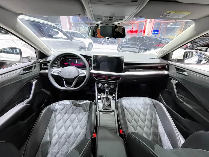 Фото 8 - Volkswagen Sagitar L