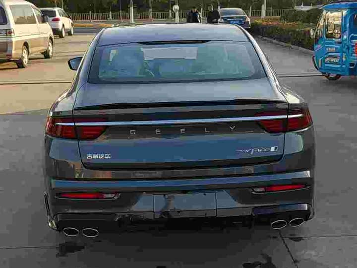 Photo 10 - Geely Preface