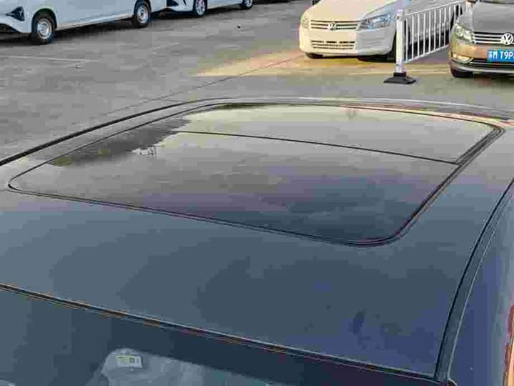 Photo 21 - Geely Preface