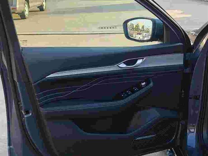 Photo 6 - Geely Preface