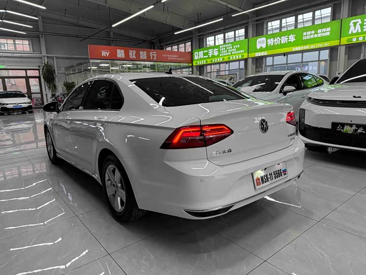 Фото 6 - Volkswagen Lamando L