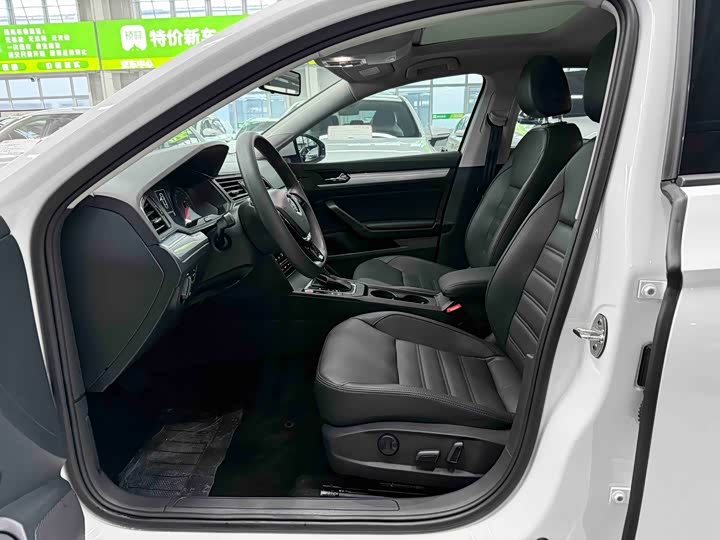 Фото 8 - Volkswagen Lamando L